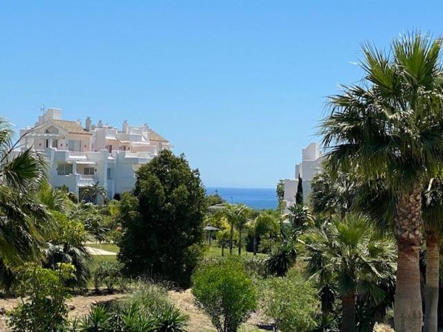 Palmsea Marbella-Estepona Buenas Noches Exterior photo